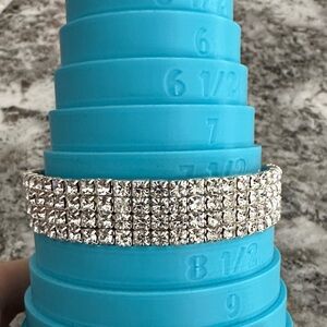 👑Sparkling Silver Rhinestone Bracelet